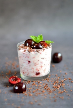 CREAM Višeň s čokoládou 50g